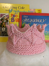 Load image into Gallery viewer, Cozy Kids Crown