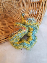 Load image into Gallery viewer, Scrunchies