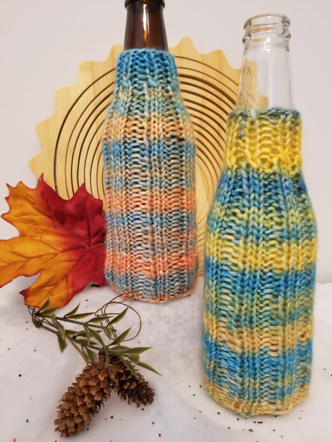 Classic Bottle Cozy  - Macaw