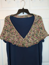 Load image into Gallery viewer, Falling Leaves Shawl
