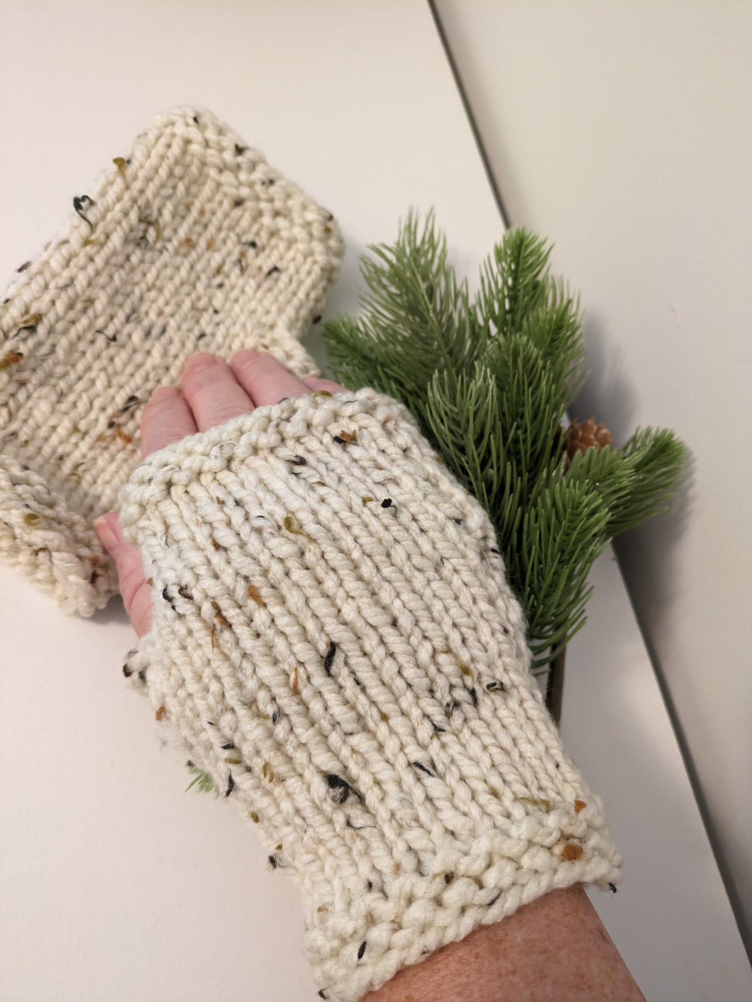 Fingerless Gloves - Cream Tweed - size (7