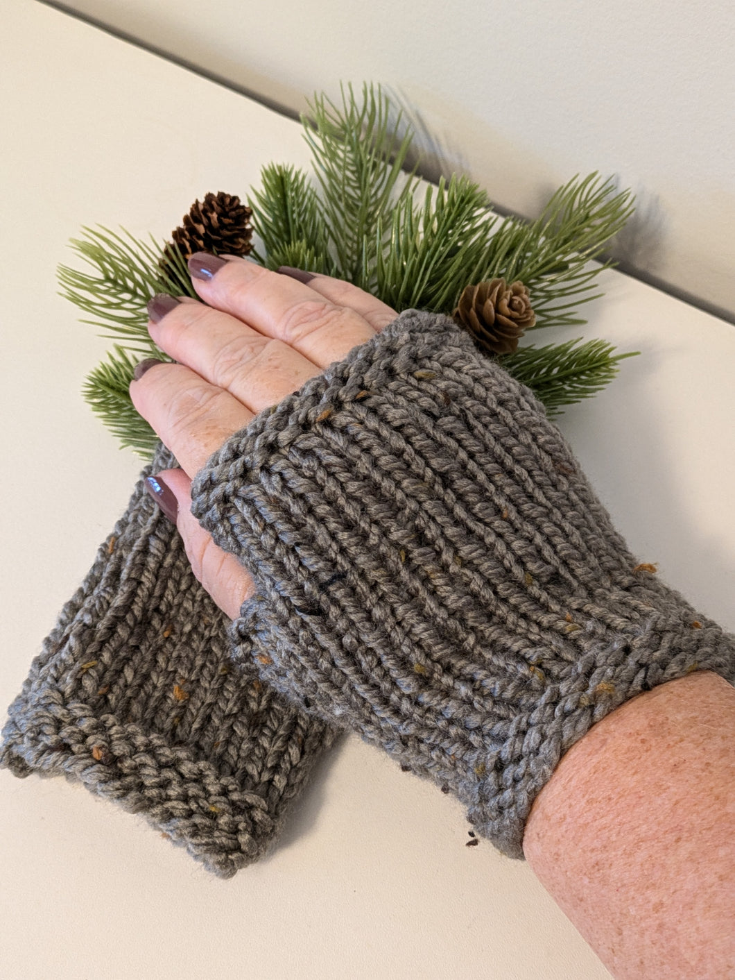 Fingerless Gloves - Gray Tweed - size (7