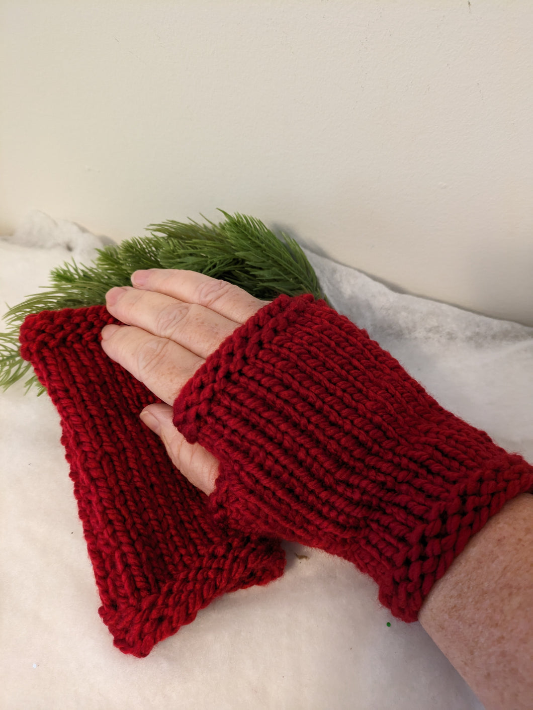 Fingerless Gloves - Red Velvet - size (7