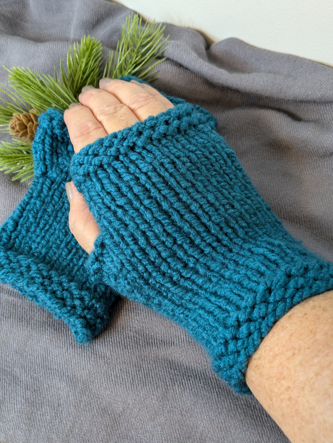 Fingerless Gloves - Reef- size (7