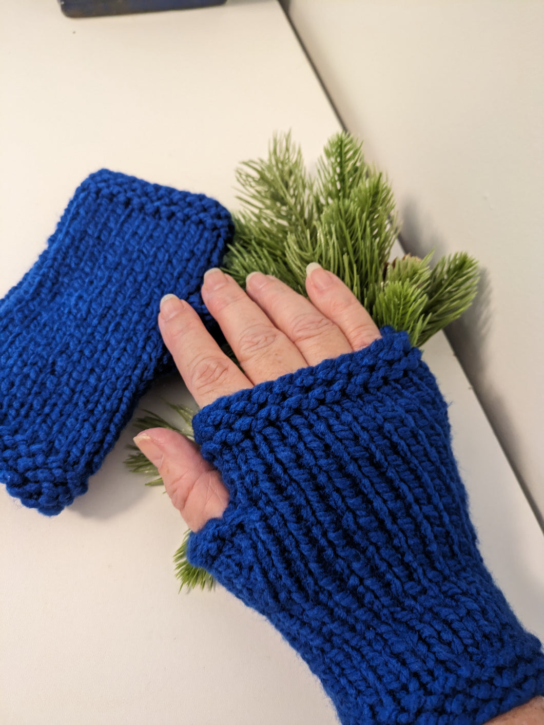 Fingerless Gloves - Royal - size (7