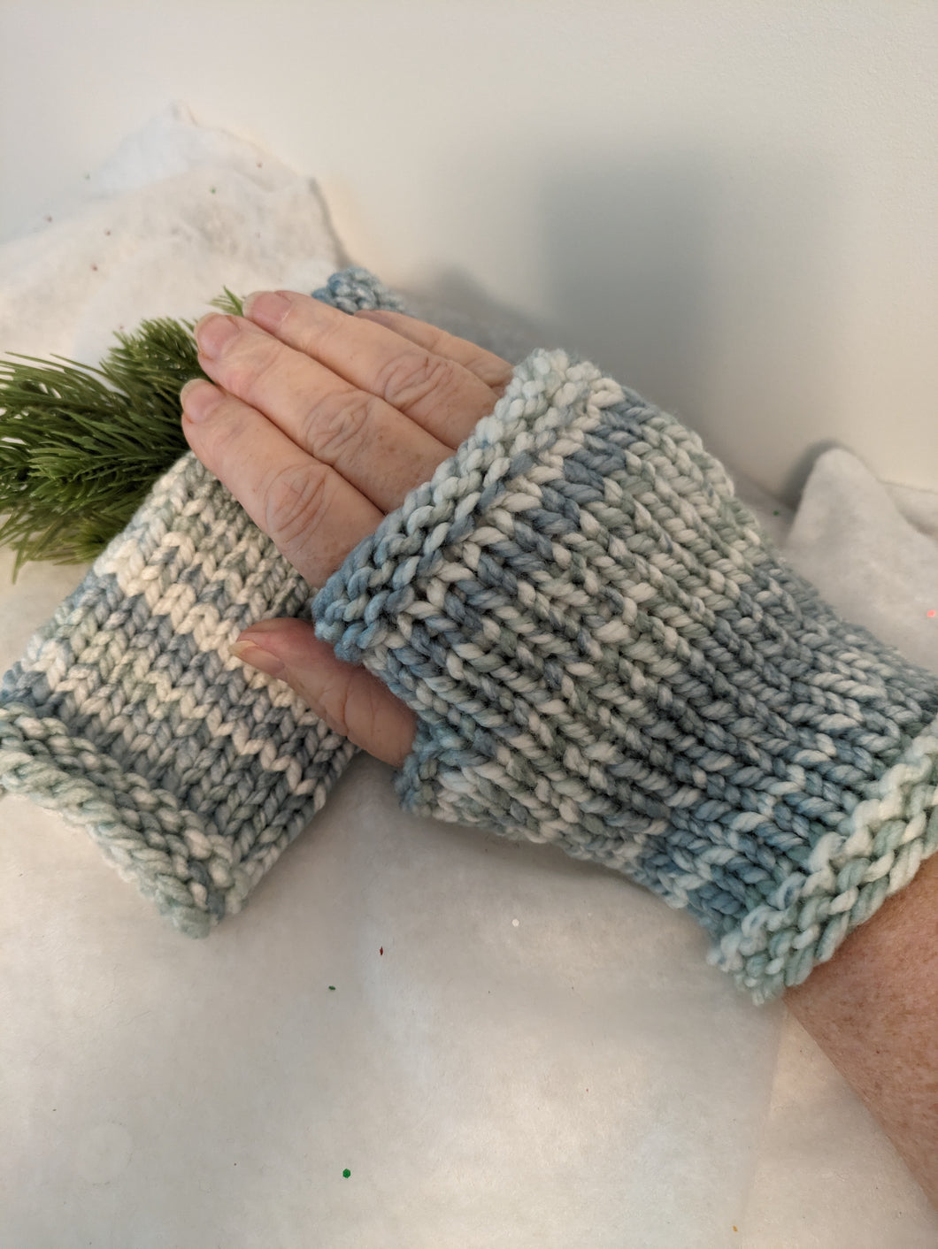 Fingerless Gloves - Still Water - size (7