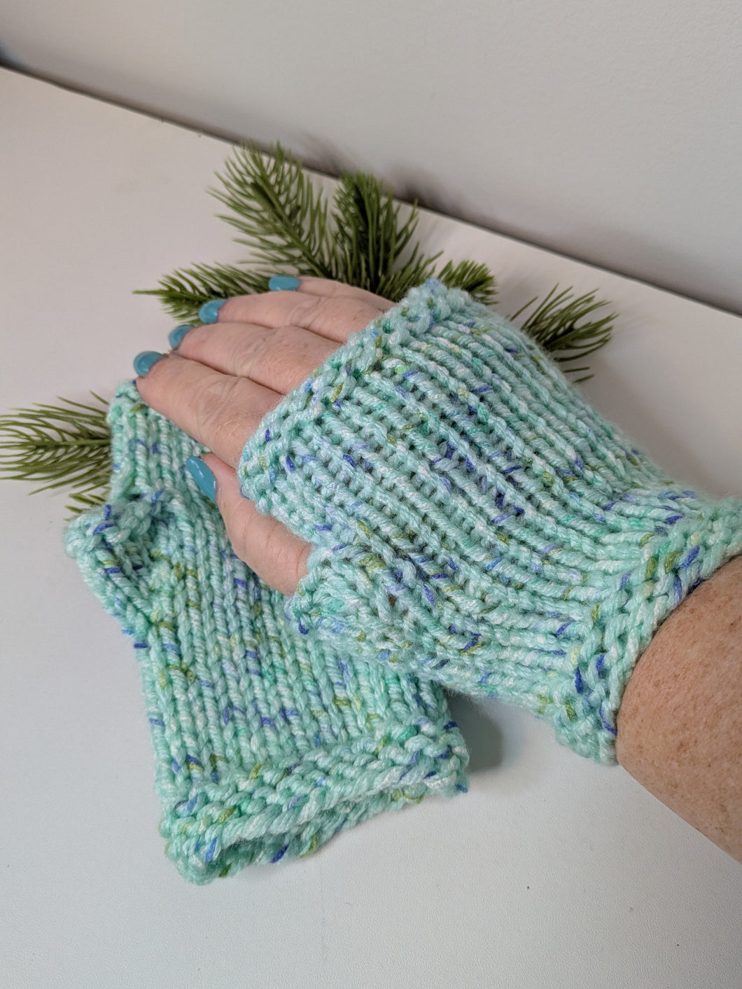 Fingerless Gloves - Tide Pool - size (7