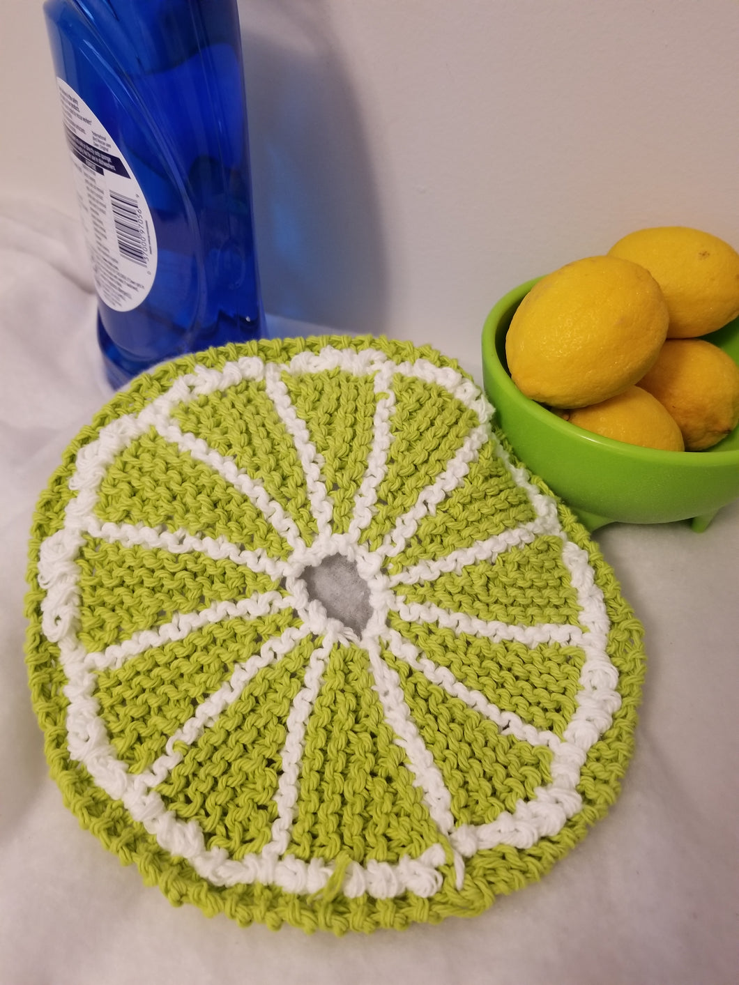 These fun Fruit Slice Kitchen Cloths add vibrancy to your kitchen and home. Crafted from 100% cotton, these reusable cloths are perfect for use as a dish towel, pot holder, or trivet. Protect your countertop with these colorful and eco-friendly Lime Slices!