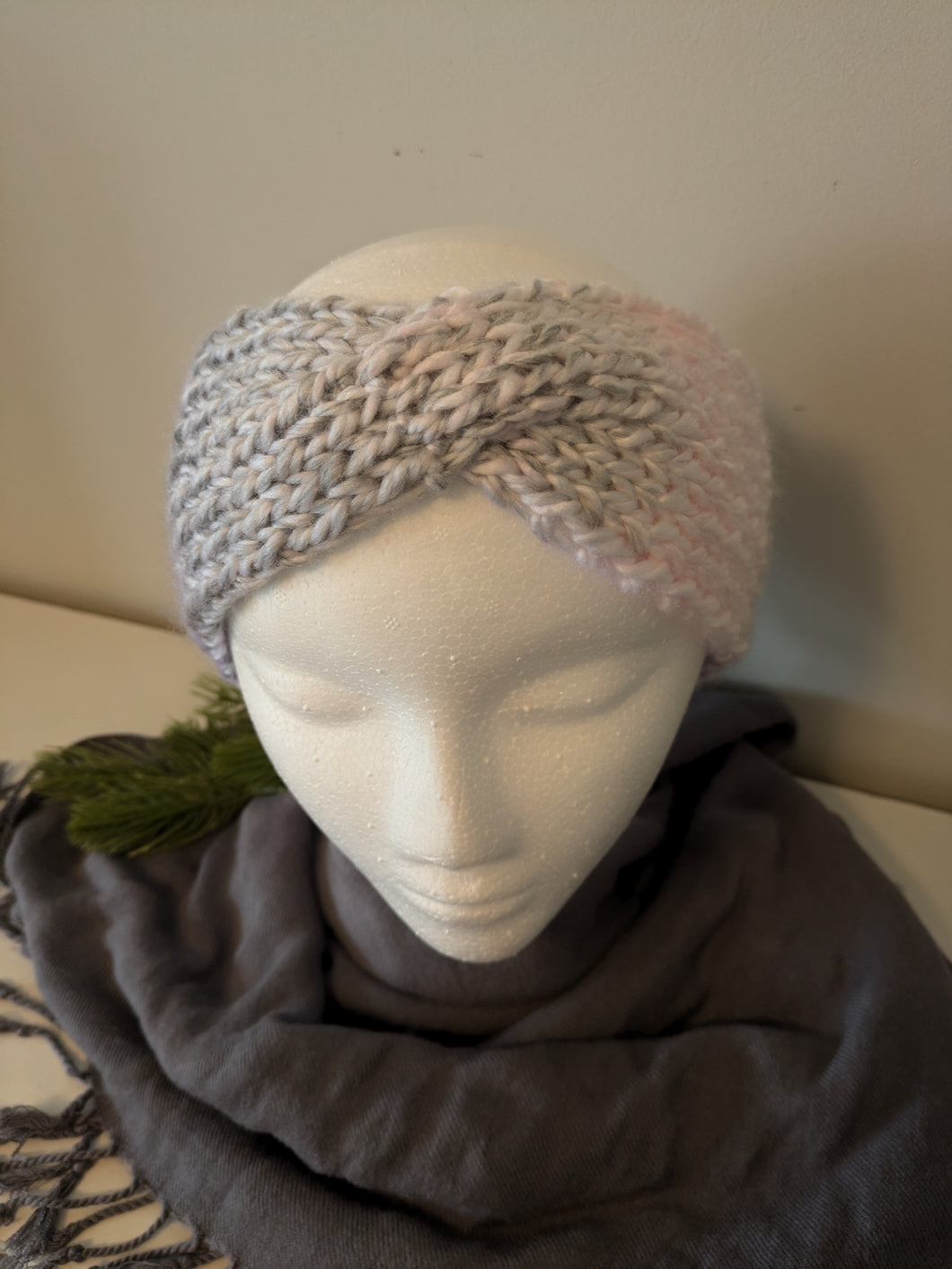 Headband Earwarmer - Twist style - Color: Strawberry